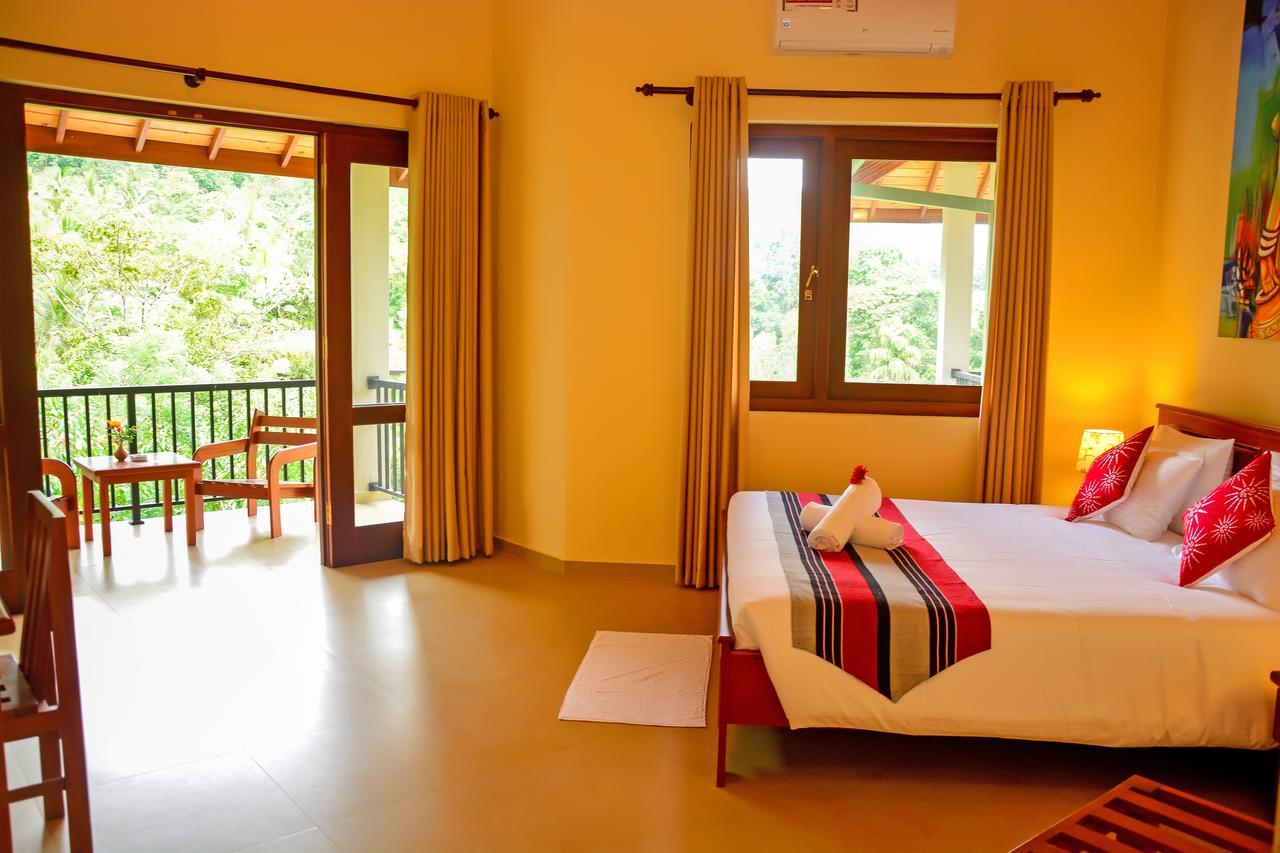 The Grand Hills Hotel Kandy Bagian luar foto