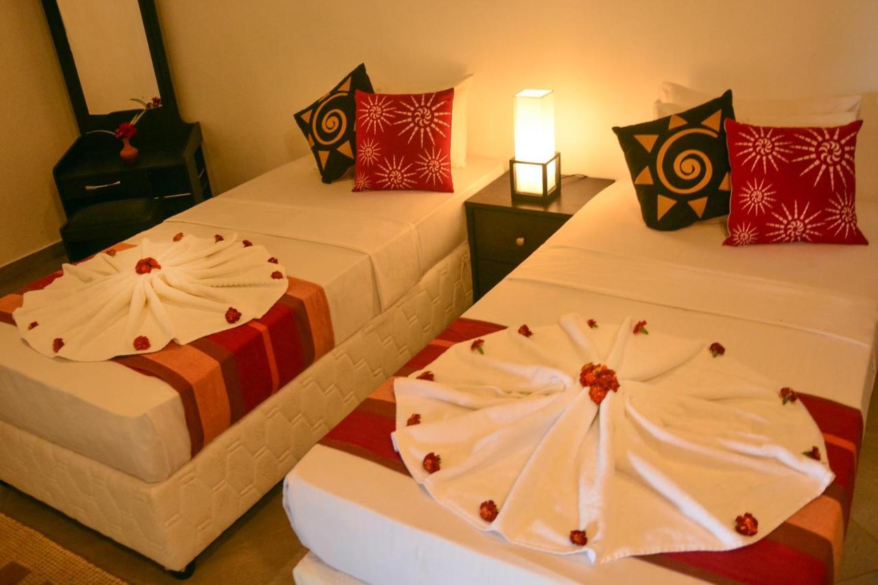 The Grand Hills Hotel Kandy Ruang foto
