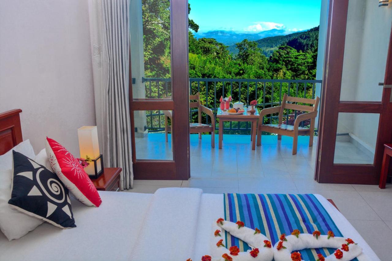 The Grand Hills Hotel Kandy Bagian luar foto