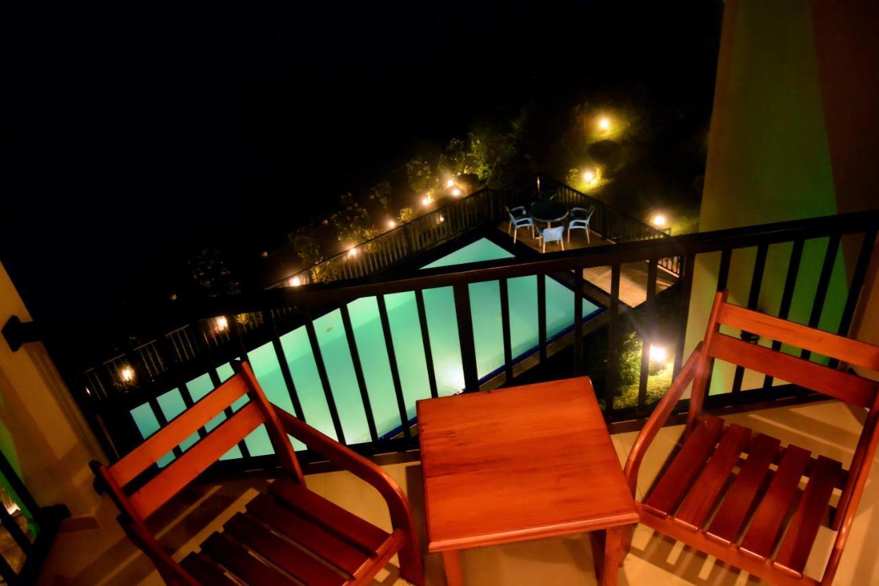 The Grand Hills Hotel Kandy Bagian luar foto