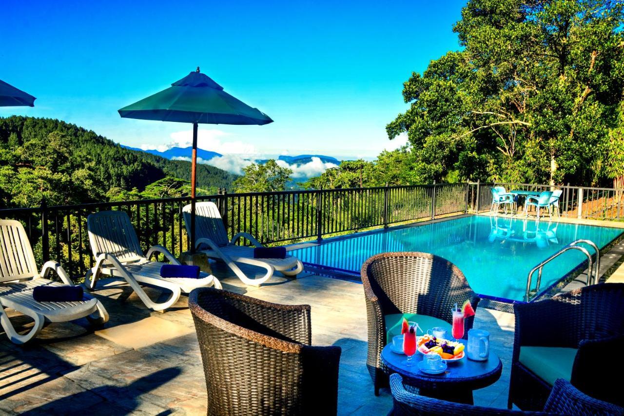 The Grand Hills Hotel Kandy Bagian luar foto